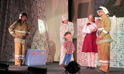 Спектакль о безопасности для самых маленьких